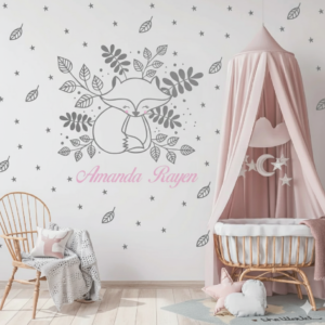 Vinilo Decorativo de Bebe con Zorrito del Bosque Vinilo Decorativo de Bebe con Zorrito del Bosque