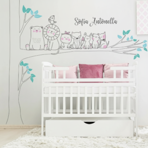 Vinilo Decorativo de bebe con Animalitos en la Rama